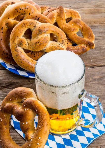 Pretzels και μπύρας — Φωτογραφία Αρχείου