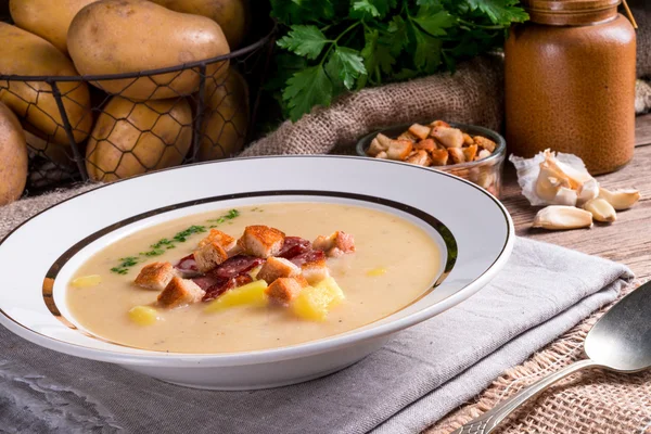 Sopa de batata perto — Fotografia de Stock