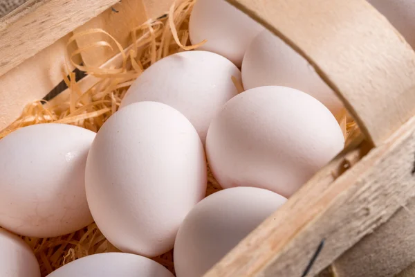 Sepet yumurta yakın çekim — Stok fotoğraf