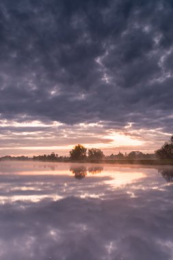 sabah Hunte Nehri üzerinde