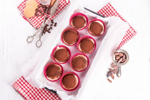 Tasty Tiramisu cupcakes — Stock Photo, Image