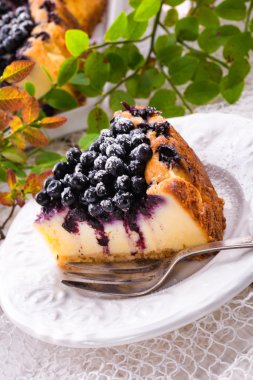 Yaban mersini ile ev yapımı cheesecake