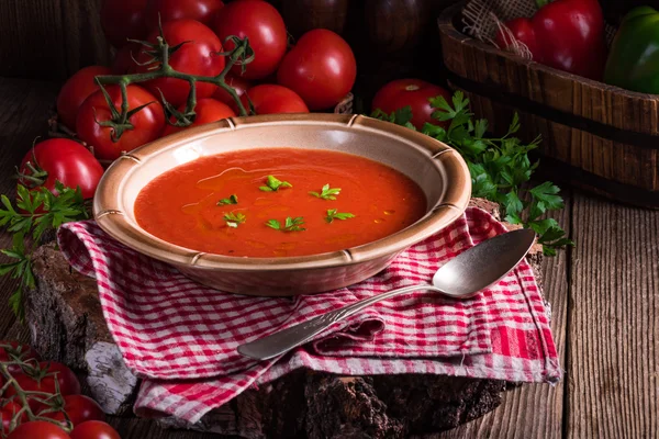 Sopa de tomate rústico —  Fotos de Stock