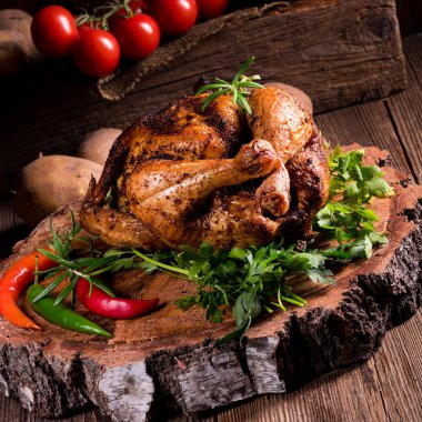 otlar pişmiş tavuk