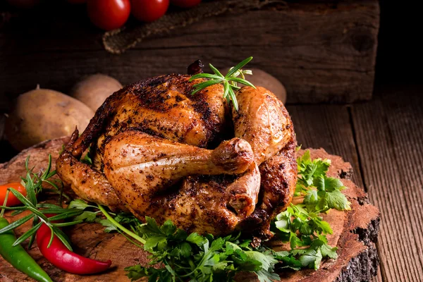 otlar pişmiş tavuk