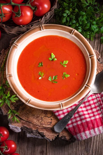 Rustikální rajská polévka — Stock fotografie