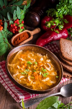 Dana işkembe çorbası