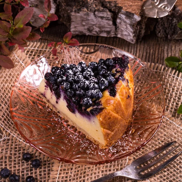 Freshmade cheesecake with blueberries — 图库照片