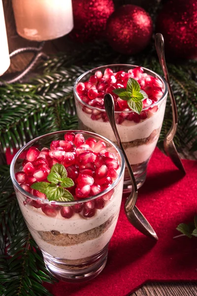 Nar-Mascarpone tatlı — Stok fotoğraf