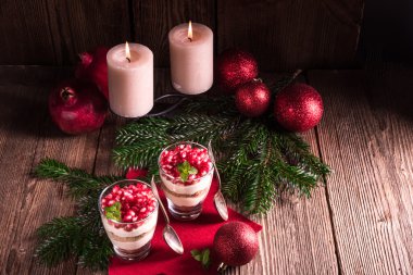 Nar-Mascarpone tatlı