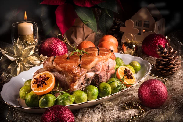 Christmas dinner with brussels sprouts — Stock Photo, Image