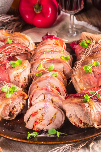 Gefülltes Schweinefilet — Stockfoto