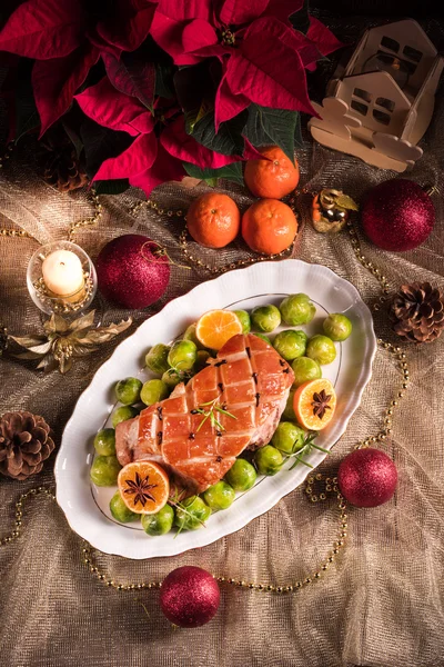 Christmas dinner with brussels sprouts — Stock Photo, Image