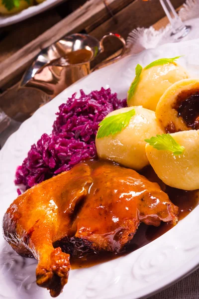 Delicious duck with apples — Stock Photo, Image