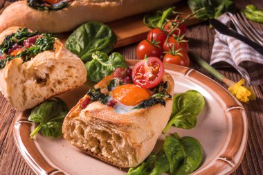 yumurta ile dolu çiftçi baget