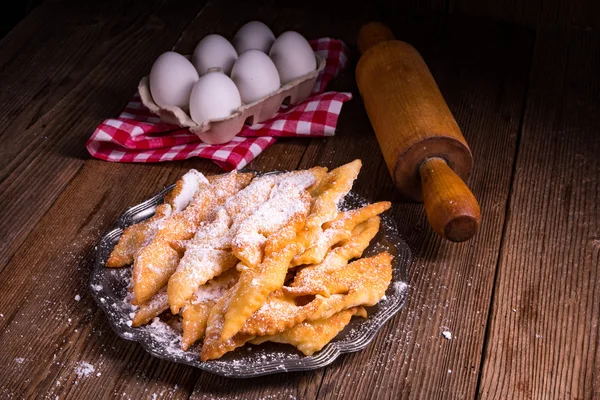 Zelfgemaakte engel vleugels — Stockfoto