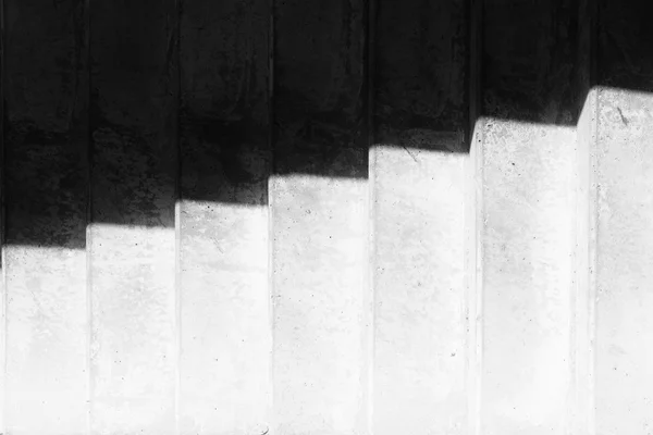 Betontreppe mit Schatten — Stockfoto