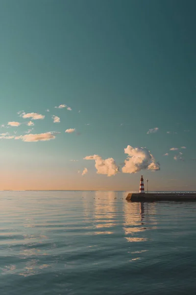 ネリンガのニダの港による灯台 — ストック写真