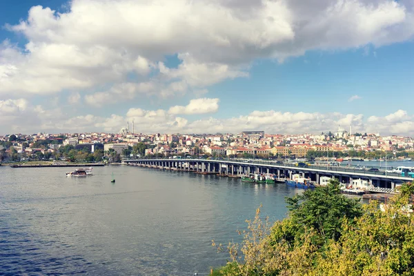 Utsikt över Istanbul från andra sidan — Stockfoto