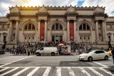 New York City - 14 Mayıs: Metropolitan Sanat Müzesi New York City üzerinde 14 Mayıs 2016. Met bir Nyc dönüm noktasıdır, ve Amerika Birleşik Devletleri'ndeki en büyük Sanat Müzesi