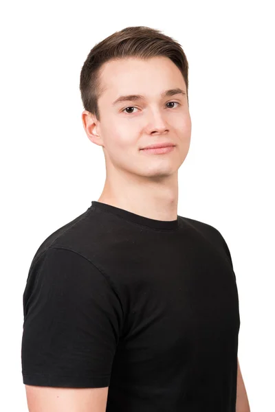 Portret van de jonge Kaukasische man in zwart t-shirt glimlachen. — Stockfoto