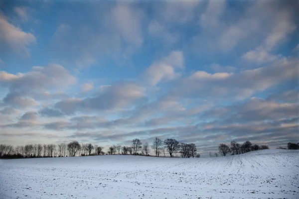 Bedeckter Himmel Über Einem Schneebedeckten Feld Dänemark Der Region Seeland — Stockfoto