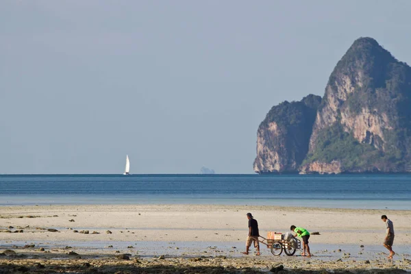 Beach Thailand Summer Arrival Long Tail Boat — Stock Photo, Image