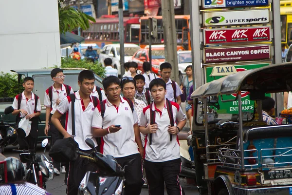 Schooljongens Een Straat Bangkok Thailand — Stockfoto