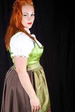 Bavyera Alman elbise ile kız