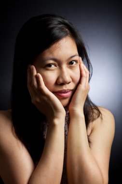 bir Asyalı kız portresi