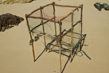 Sahilde balık ağı.
