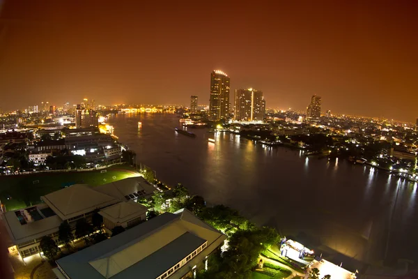 Chao phraya floden i bangkok — Stockfoto