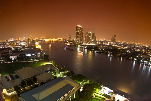 Rio Chao phraya em Bangkok — Fotografia de Stock