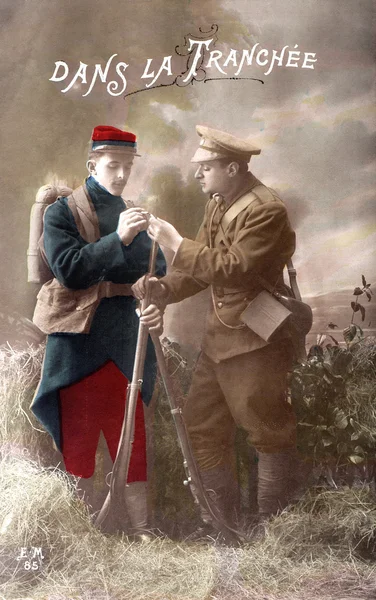 Two French and English soldiers in the trenches — Stock Photo, Image