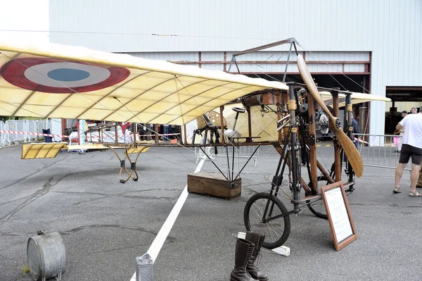 Reproduction of the Bleriot XI — Stock Photo, Image