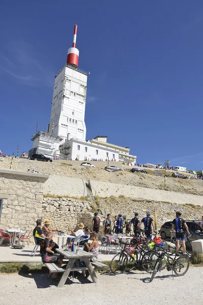 Bar restaurant at the top of Mont Ventoux — Stock Photo, Image