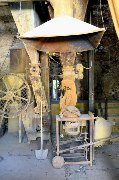 A workshop Roussillon ocher factory — Stock Photo, Image