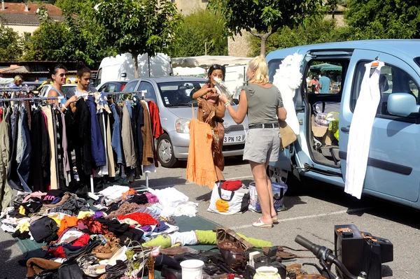 Flohmarkt — Stockfoto