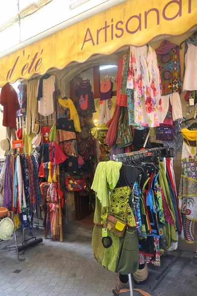 Toko pakaian di Anduze — Stok Foto