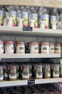 Dükkanı şirket saline aigues-mortes