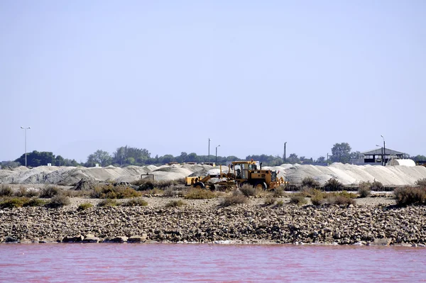 Webbplatsen fungerar havet salt saltlösning aigues-mortes — Stockfoto