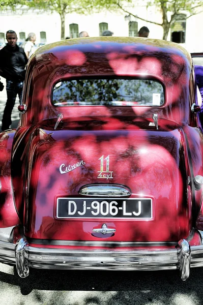 Roue avant Citroën Entraînement rouge — Photo