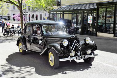 Citroen önden çekişli siyah