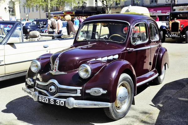 Panhard Dyna from 1953 and manufactured entirely in aluminum — Stock Photo, Image