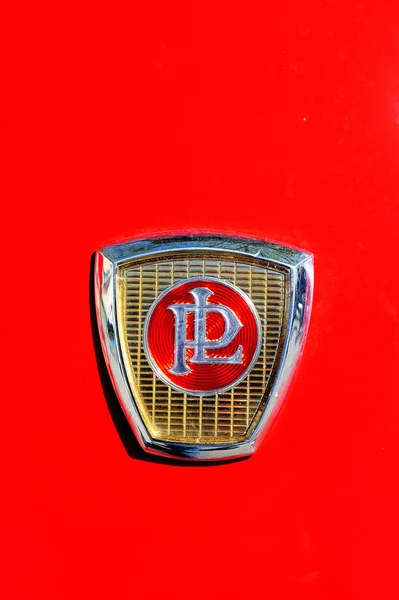 Marca Panhard en el capó de un PL17 —  Fotos de Stock