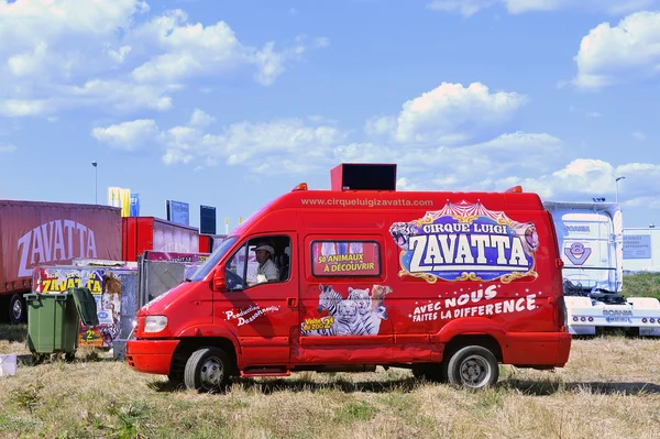 Circus van om aan te kondigen — Stockfoto