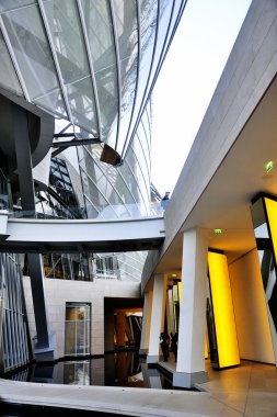 Louis Vuitton Vakfı Sanat Çağdaş Müzesi