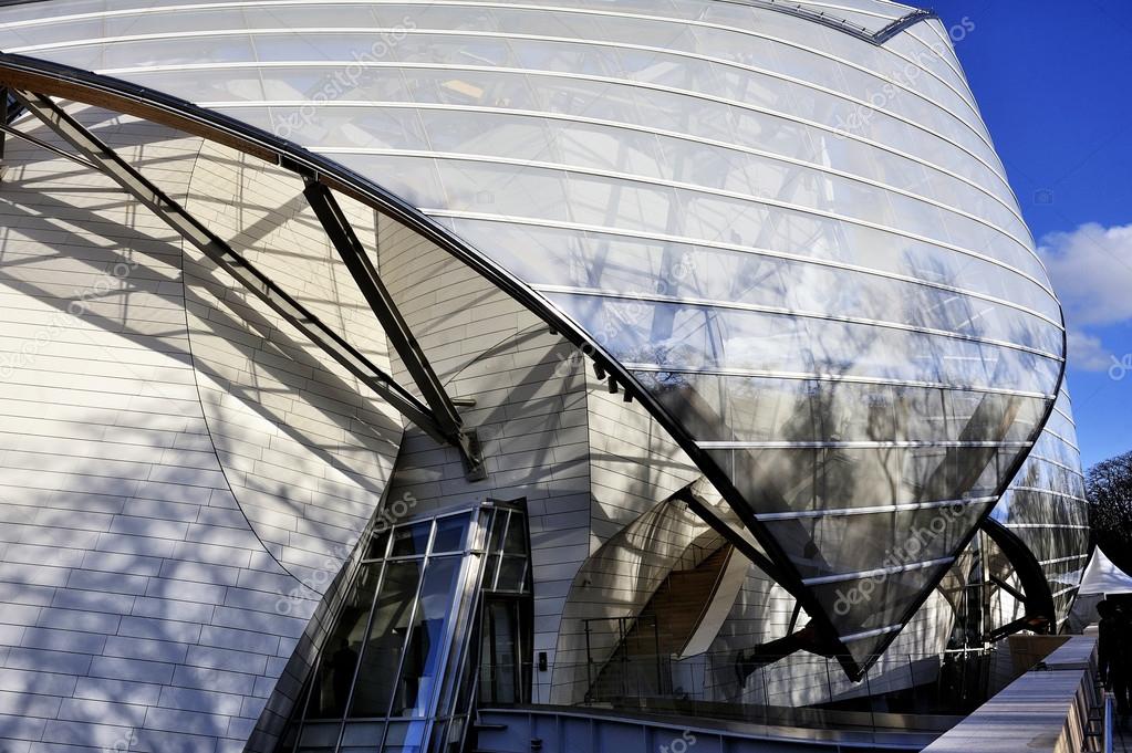 Museum of Contemporary Art of the Louis Vuitton Foundation – Stock  Editorial Photo © Gilles_Paire #95741648