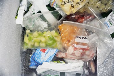 Açık dondurucu ile dondurulmuş