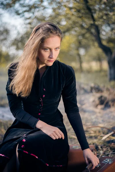 Lady in retro overcoat — Stock Photo, Image